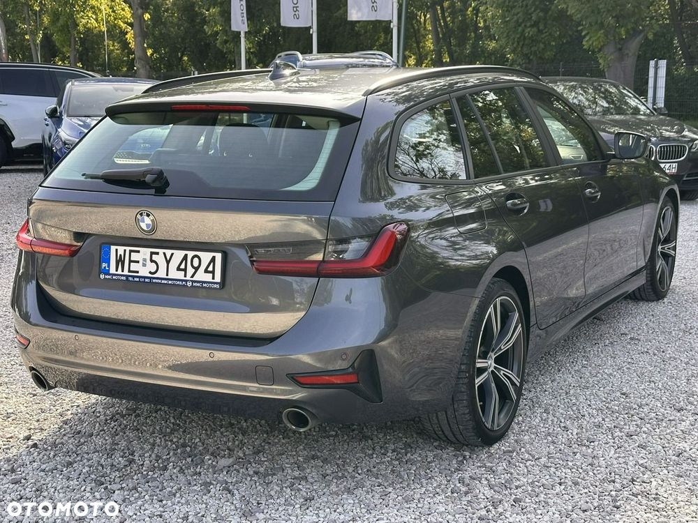 BMW Seria 3 318i Sport Line - 7