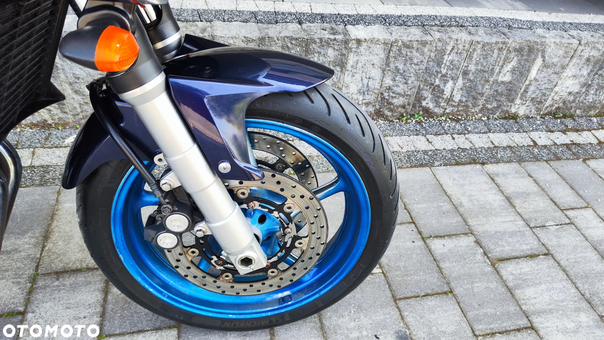 Yamaha FZS - 8