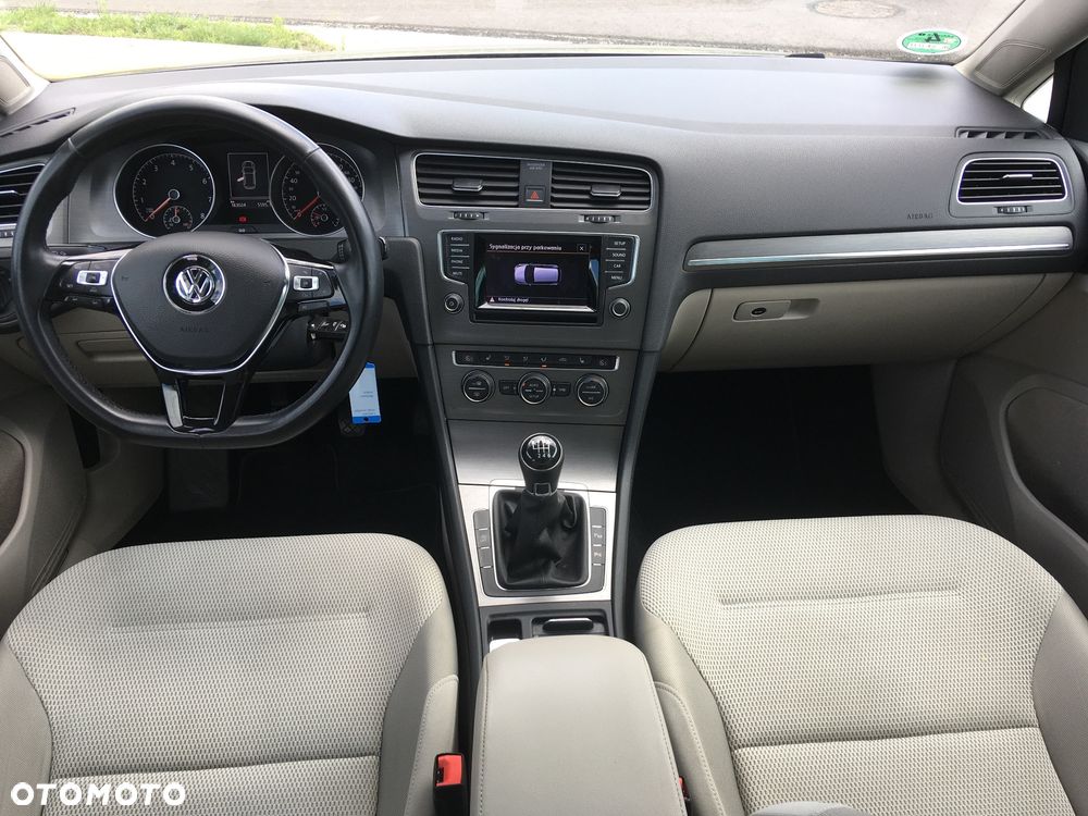 Volkswagen Golf - 13
