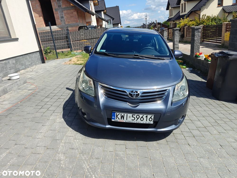 Toyota Avensis 2.0 D-4D Sol - 3