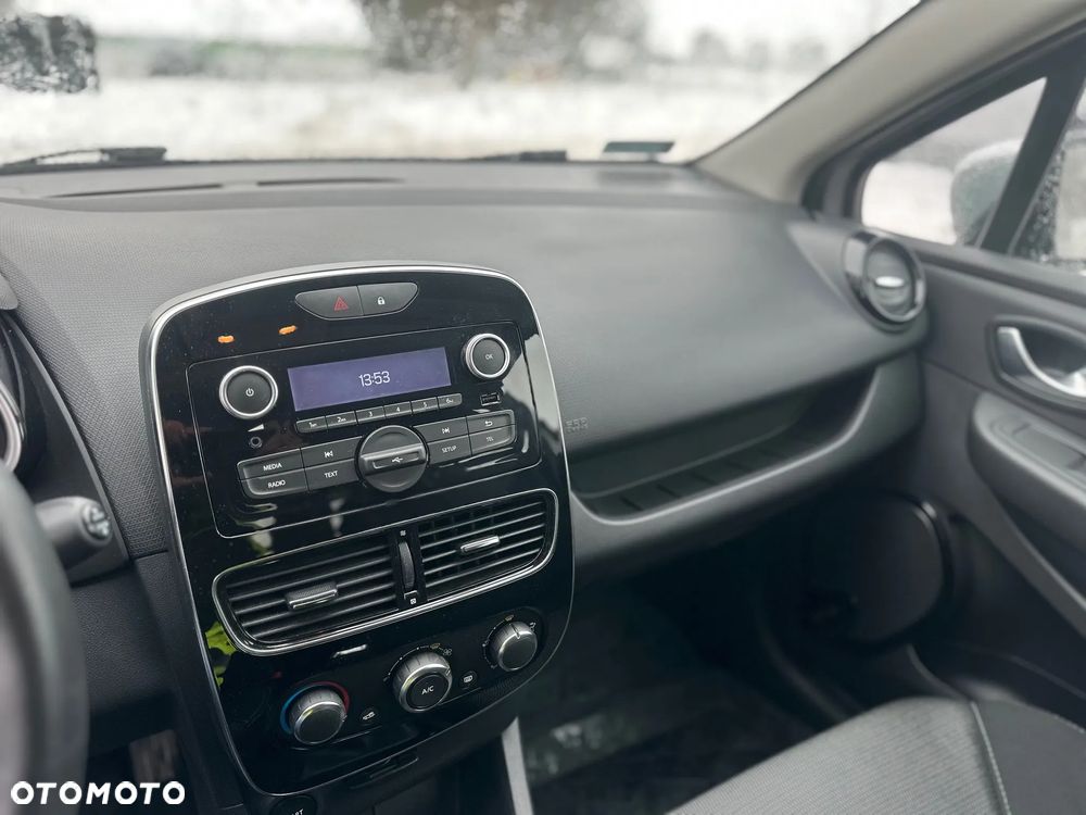 Renault Clio - 14
