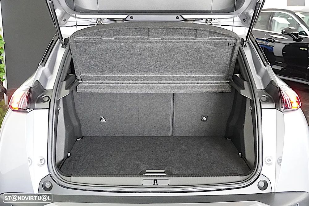 Peugeot e-2008 50 kWh Allure Pack - 17