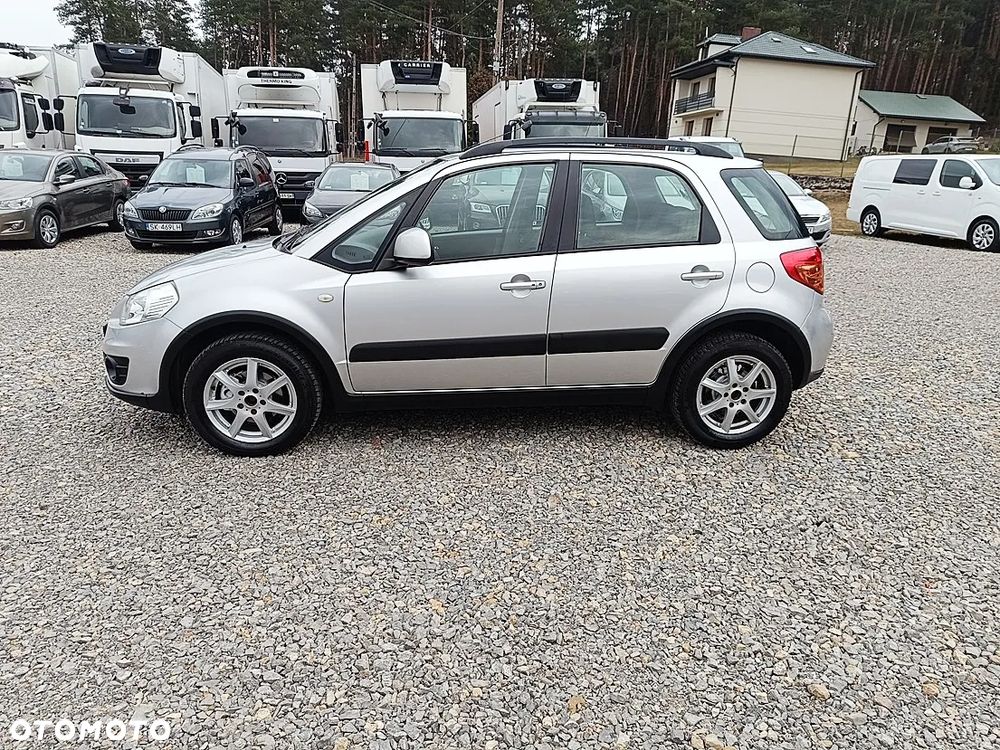 Suzuki SX4 1.6 Premium 4WD - 9
