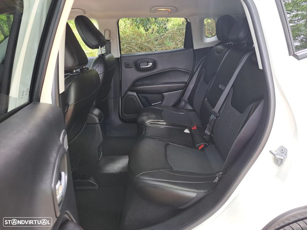 Jeep Compass 1.6 M-Jet Limited - 37