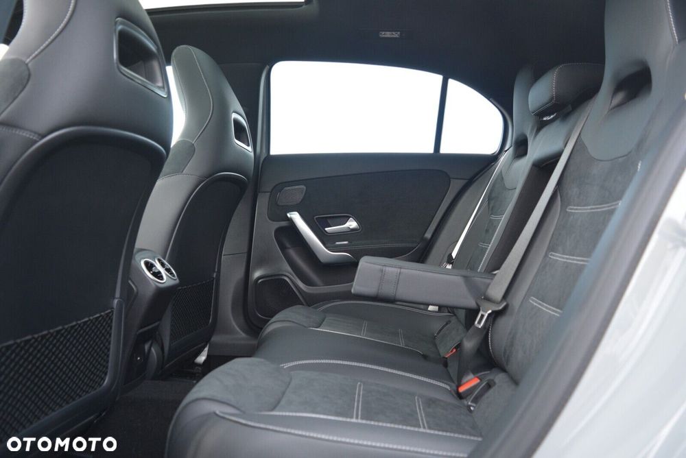 Mercedes-Benz Klasa A 200 AMG Line 7G-DCT - 9