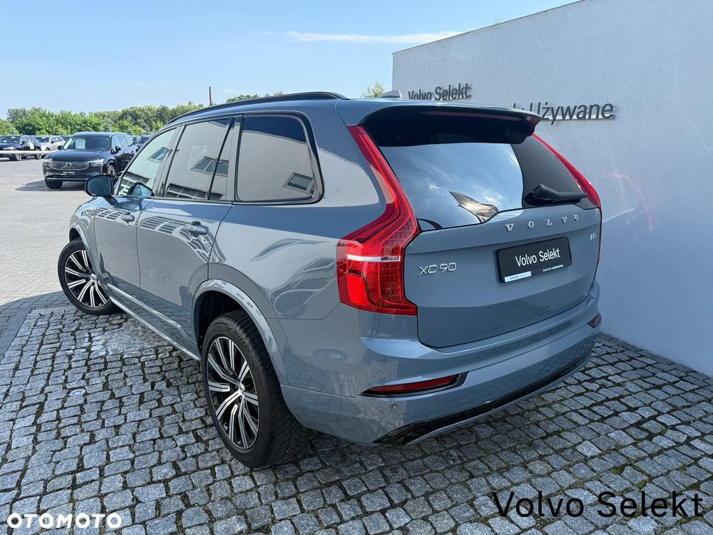 Volvo XC 90 - 8