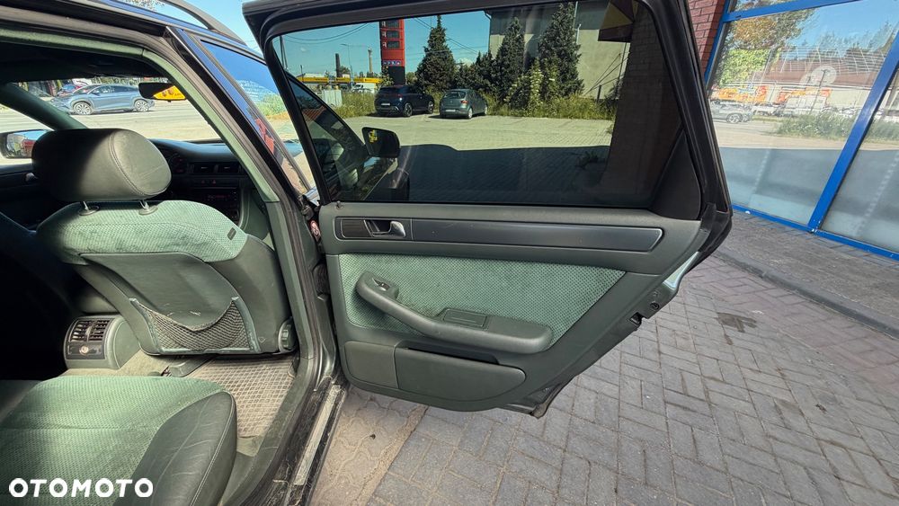 Audi A6 Allroad 2.5 TDI Quattro - 21