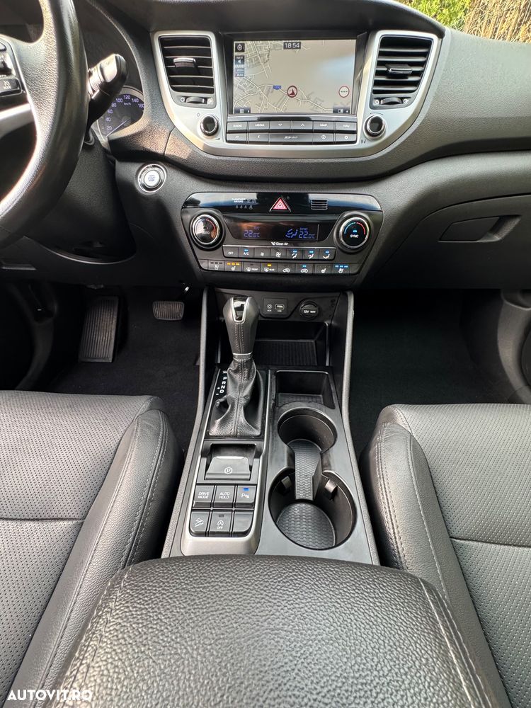 Hyundai Tucson - 25