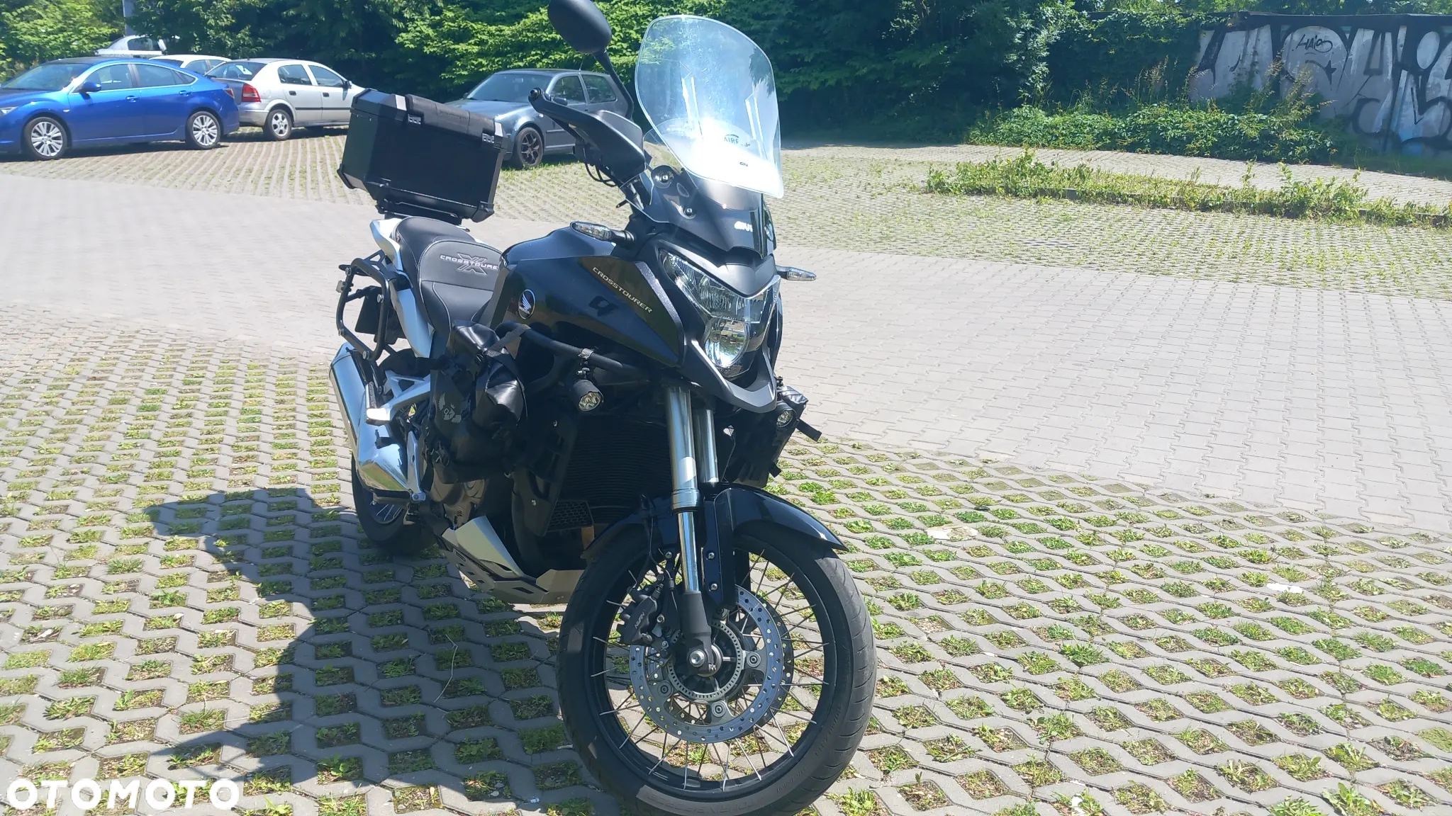 Honda VFR - 16
