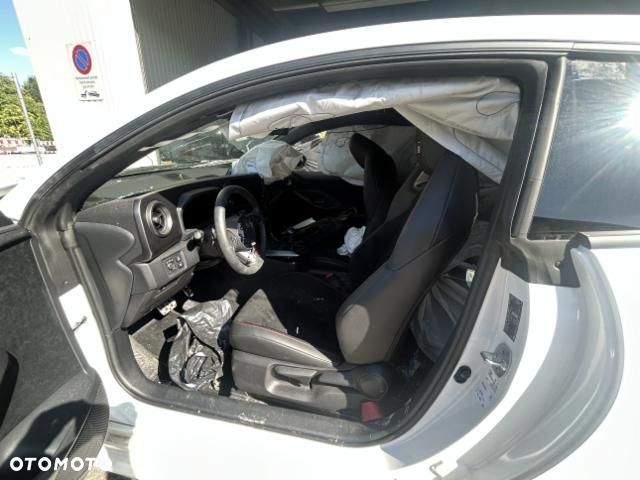 Toyota GR Yaris 1.6 Dynamic - 8