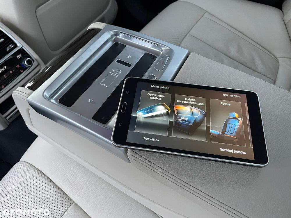 BMW Seria 7 730d xDrive - 32