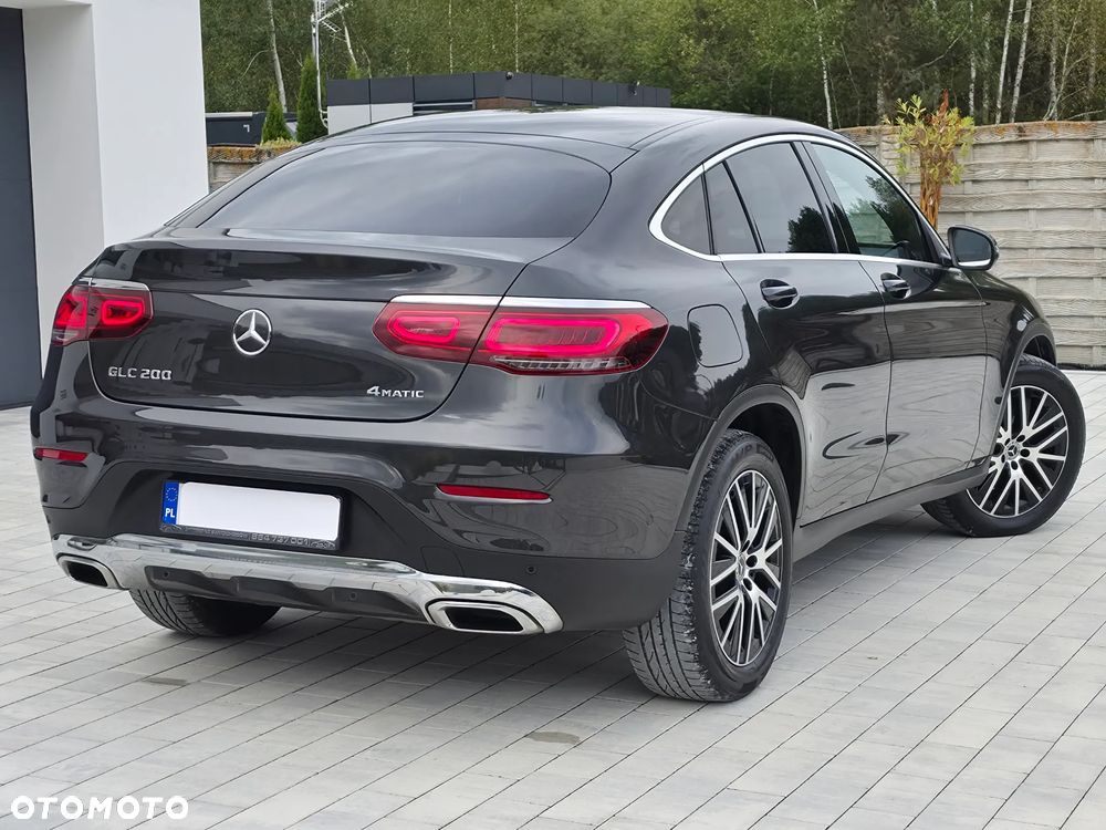 Mercedes-Benz GLC 200 4Matic 9G-TRONIC - 4