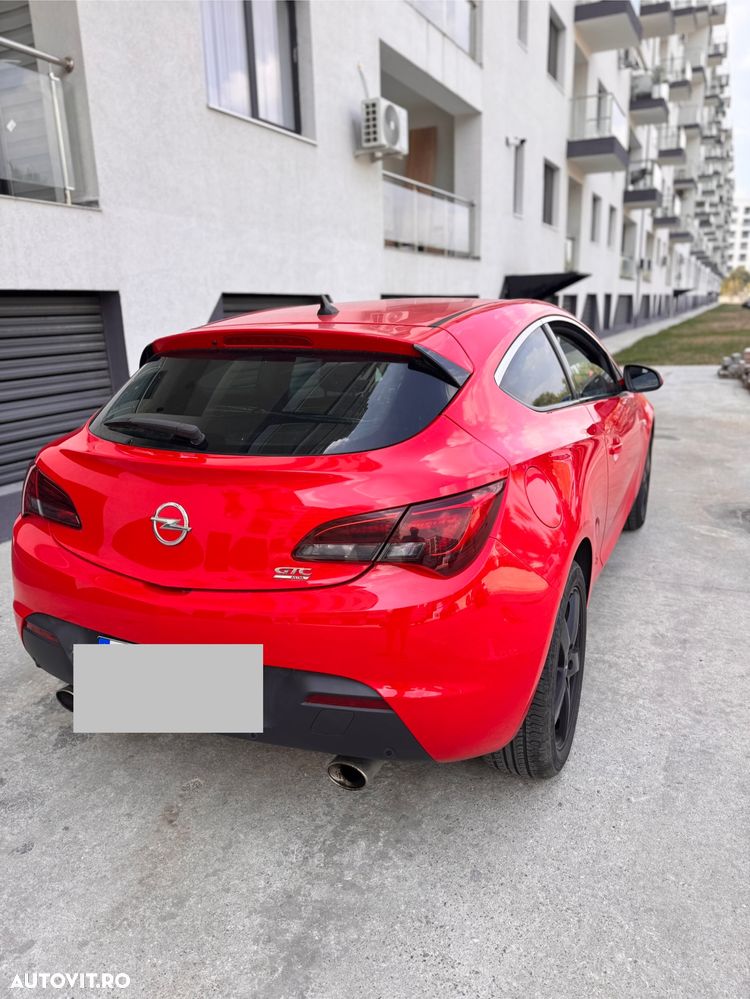Opel Astra 1.6 Turbo Sport - 2