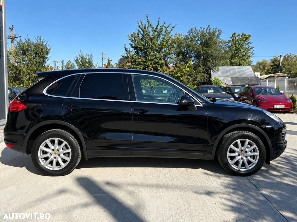 Porsche Cayenne 3.0 L V6 - 11