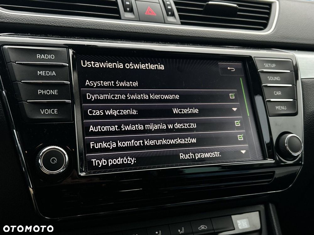 Skoda Superb 2.0 TDI SCR Ambition DSG - 25