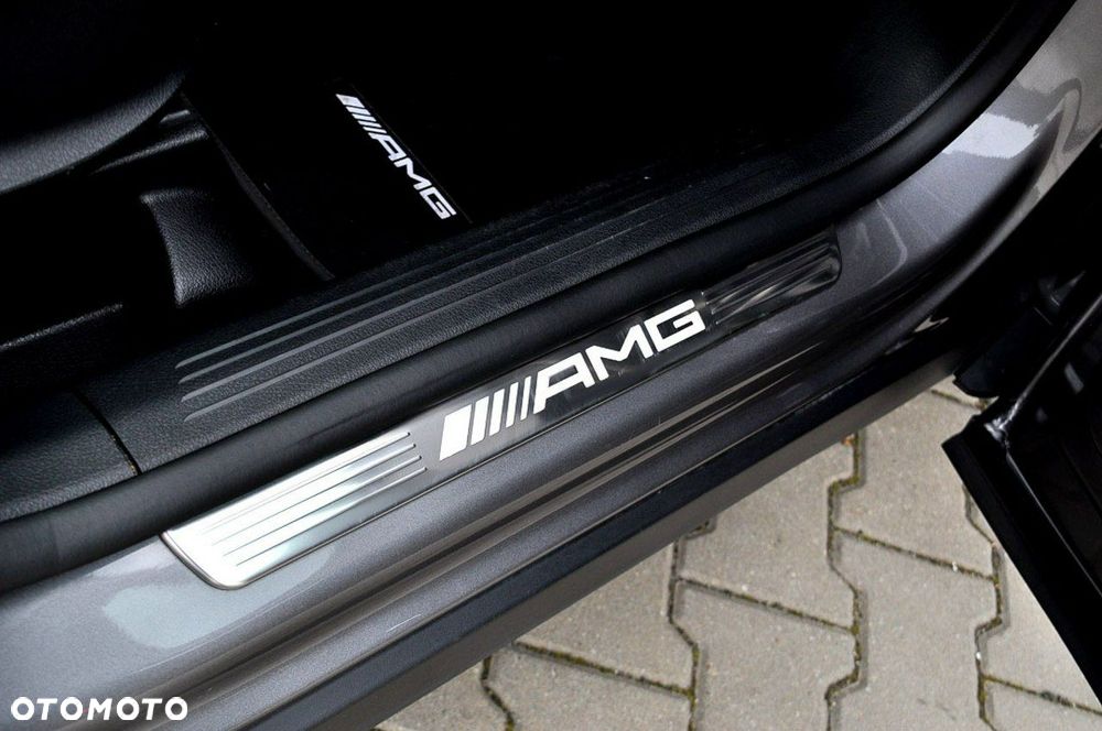 Mercedes-Benz GLB AMG 35 4-Matic - 27