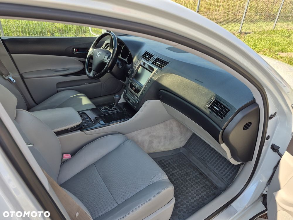 Lexus GS - 17