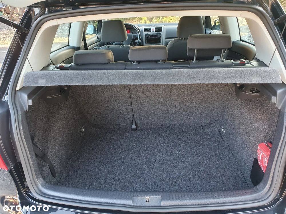 Volkswagen Golf - 12