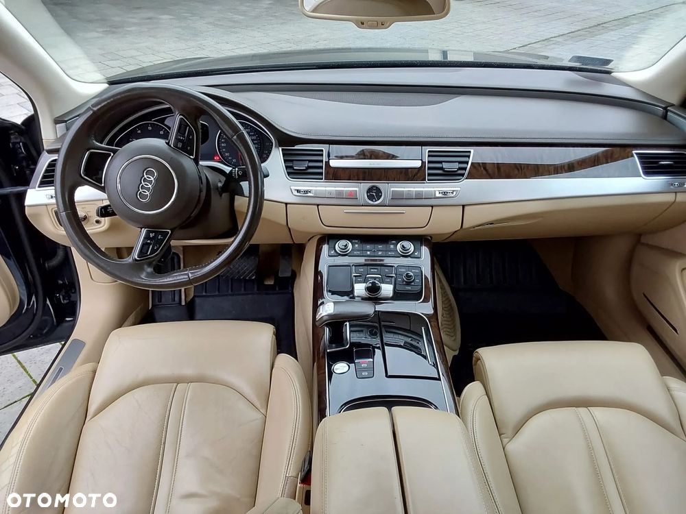 Audi A8 4.2 FSI Quattro - 26
