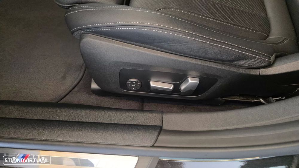 BMW i4 eDrive40 Pack Desportivo M - 37