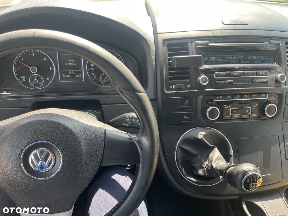 Volkswagen Multivan L1 Business - 27