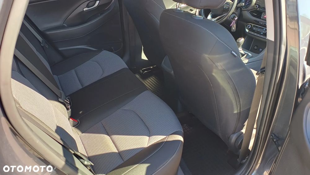 Hyundai i30 1.5 DPI Comfort - 8