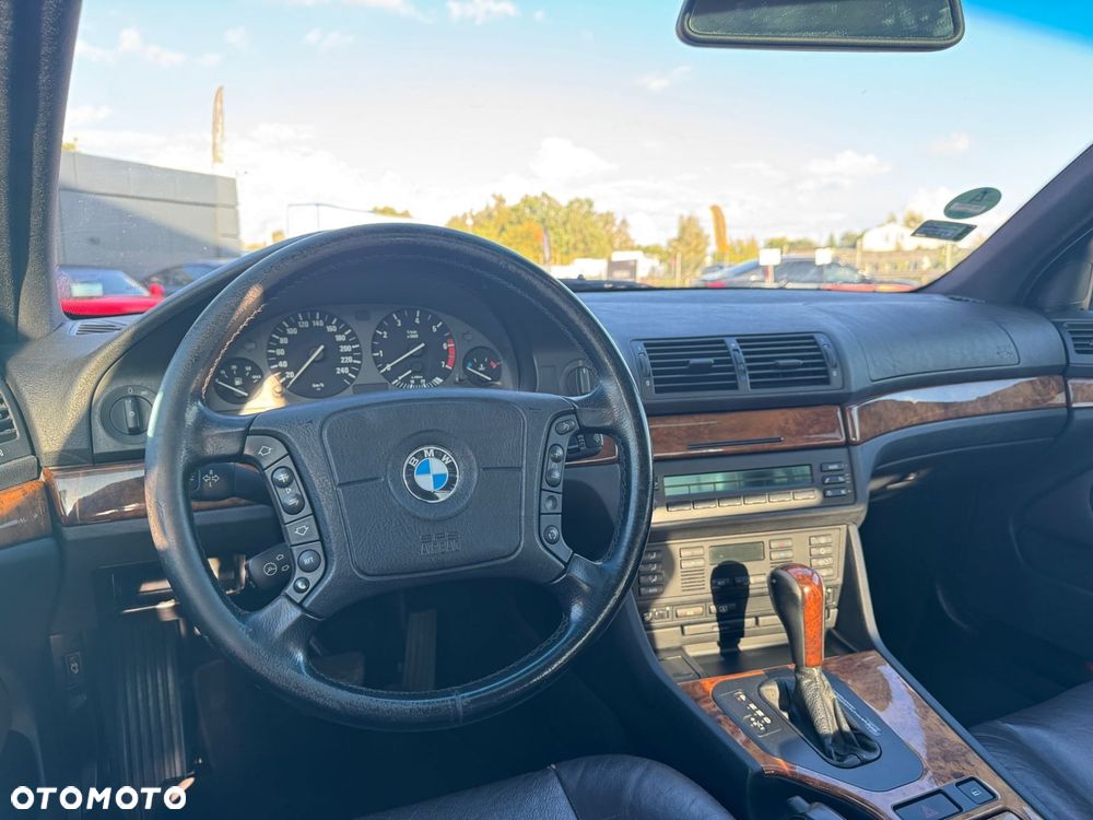 BMW Seria 5 - 15