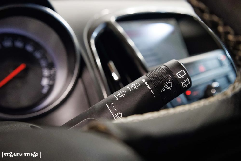 Opel Astra GTC OPC 2.0 T - 24