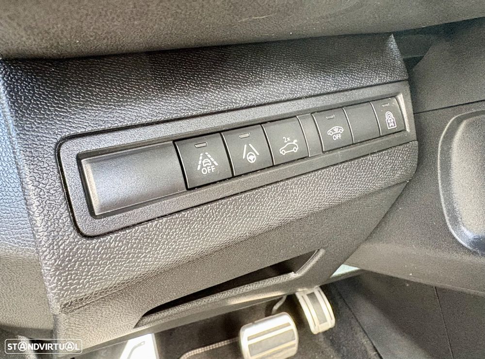 Peugeot 5008 2.0 BlueHDi GT EAT8 - 27
