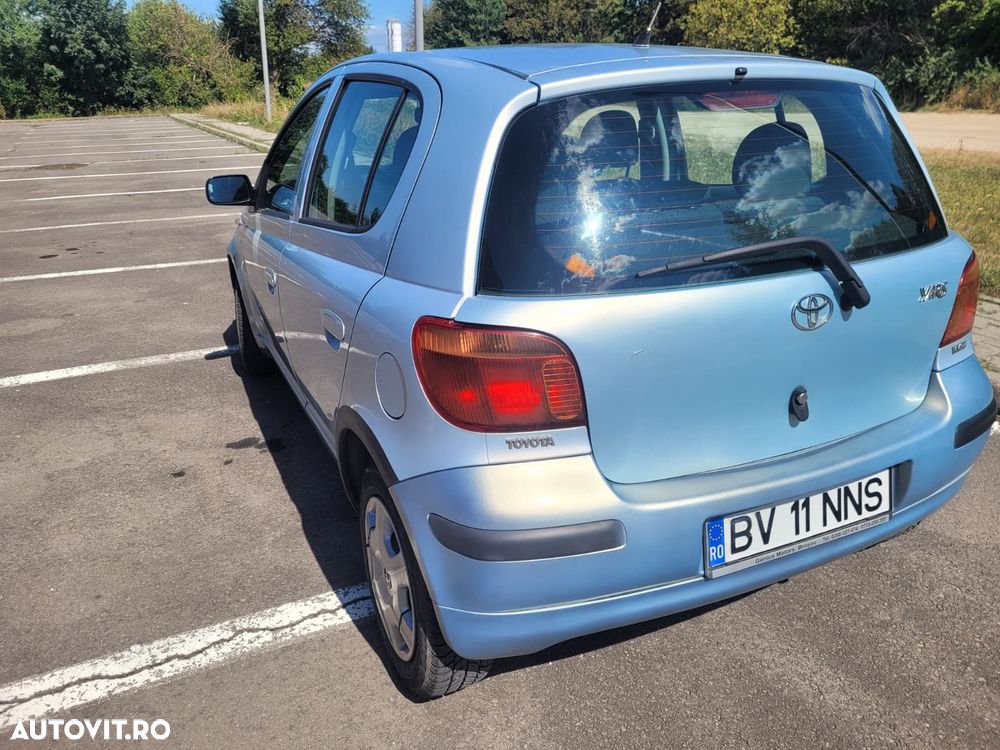Toyota Yaris 1.0 Base AC - 3