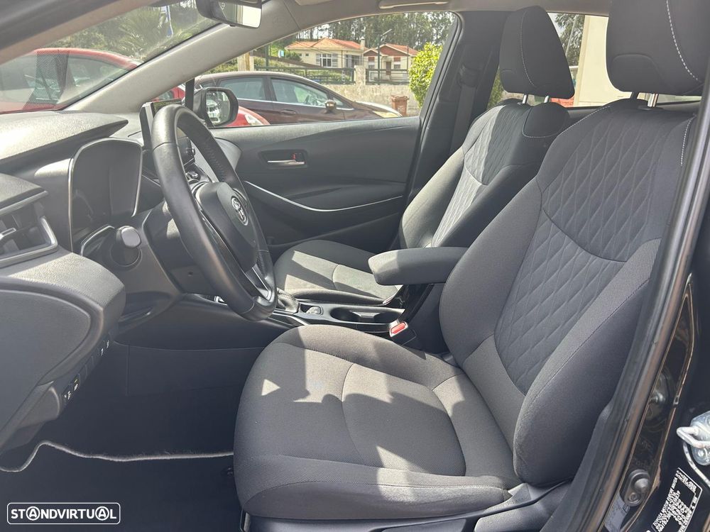 Toyota Corolla SD 1.8 Hybrid Exclusive - 10