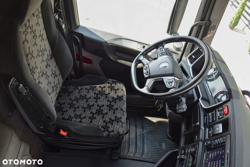 Scania 500S / FULL AIRMATIC / HYDRAULIKA / RETARDER / KLIMATYZACJA POSTOJOWA / ACC / KLIMA / 2 ZBIORNIKI PALIWA / FULL LEDY / FULL SPOILERY / SERWISOWANA / SPROWADZONA - 28