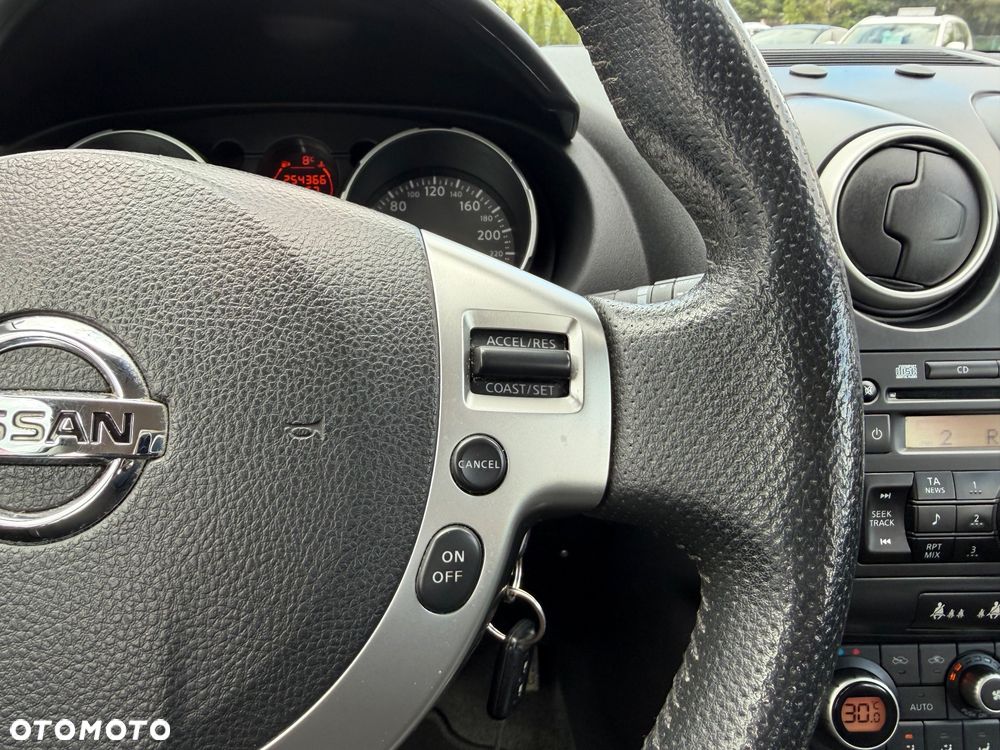 Nissan Qashqai - 10