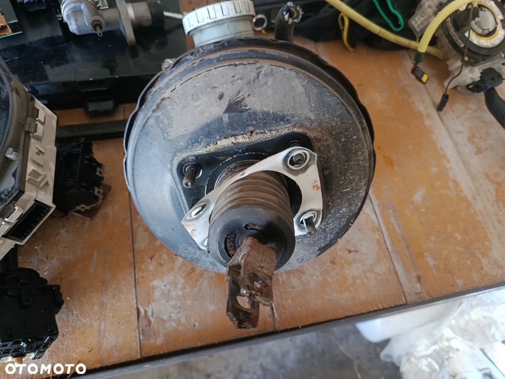 Serwo hamulcowe Suzuki Grand Vitara 1 1.6 - 3