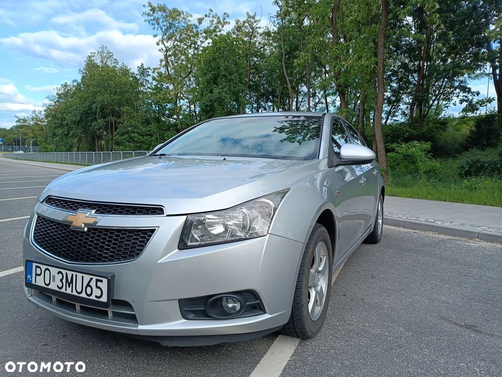 Chevrolet Cruze 1.8 LS - 1