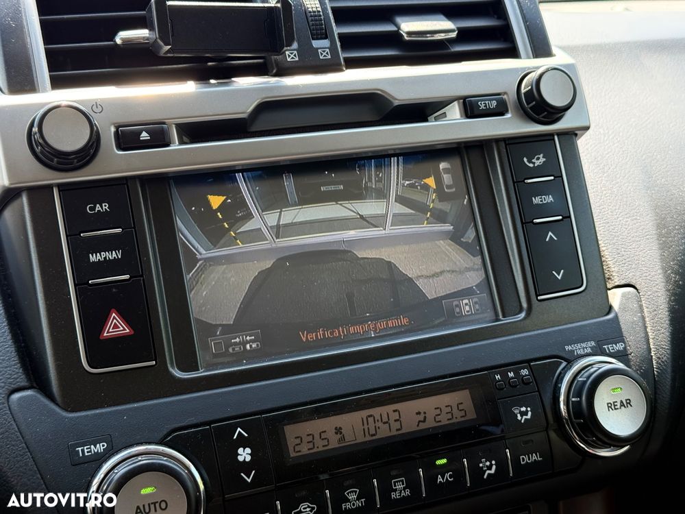 Toyota Land Cruiser 2.8l Turbo D-4D AVS Aut. Luxury - 18