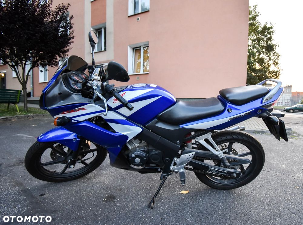 Honda CBR - 1