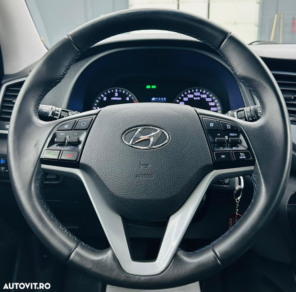 Hyundai Tucson blue 1.7 CRDi 2WD Passion Plus - 32