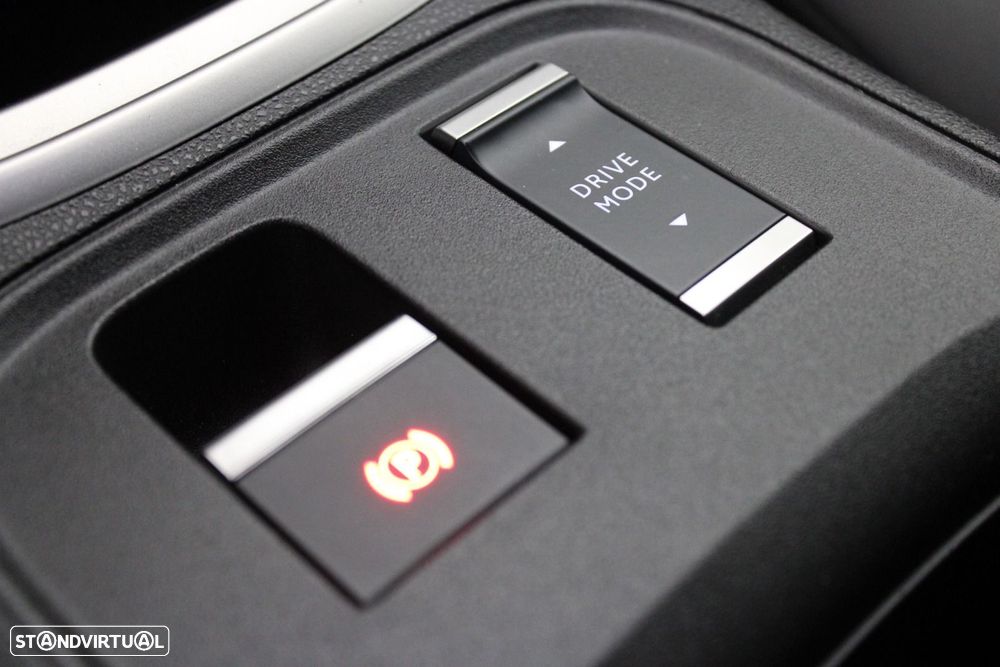 Jeep Avenger 54 kWh Summit - 23