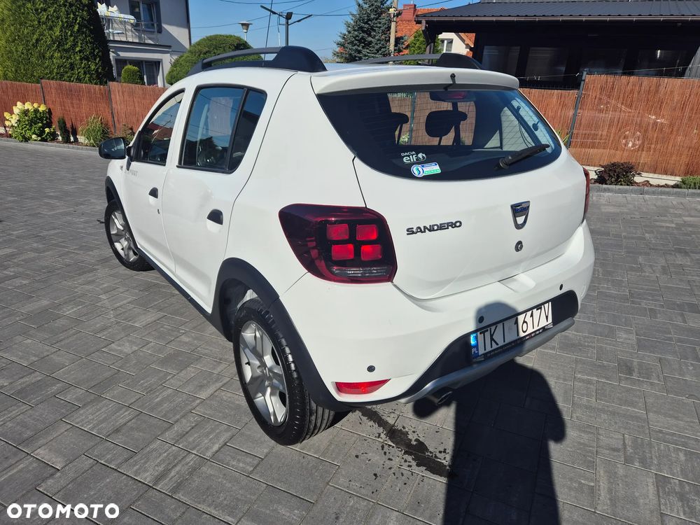 Dacia Sandero - 4