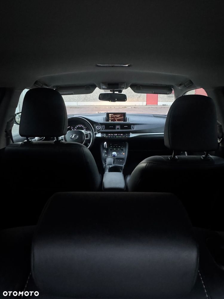 Lexus CT 200h - 6