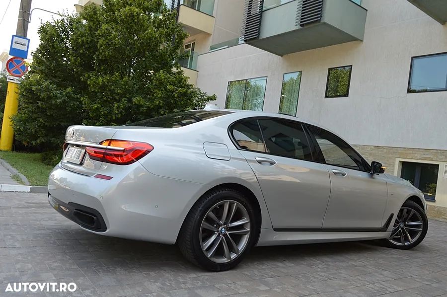 BMW Seria 7 740d xDrive - 13