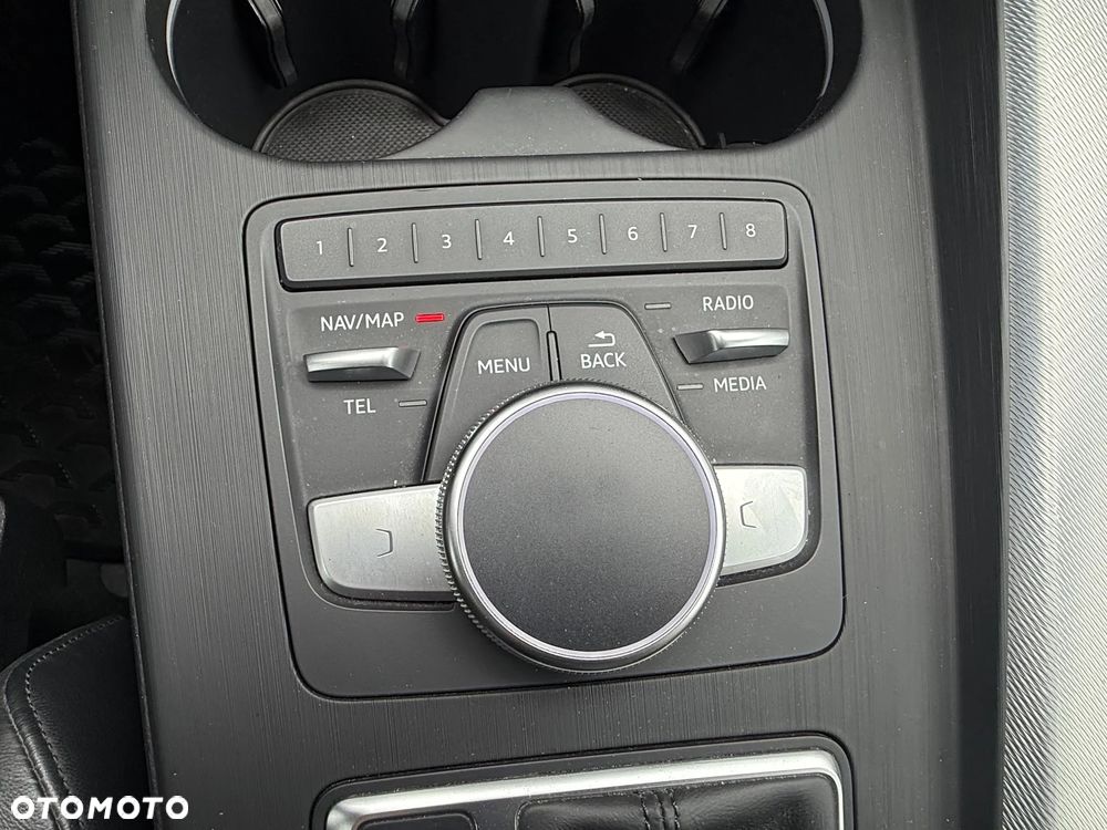 Audi A4 Avant 2.0 TDI S tronic sport - 32