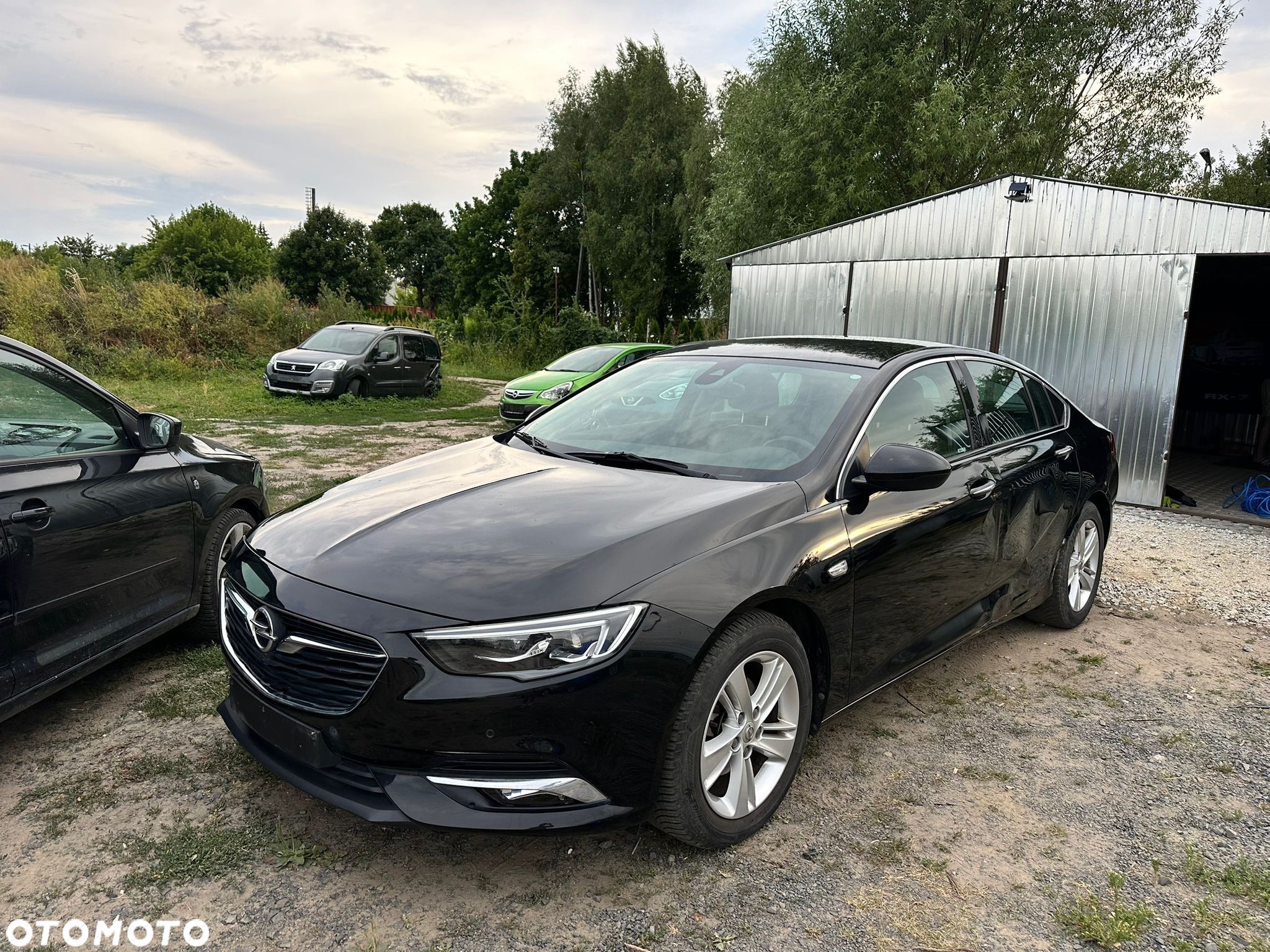 Opel Insignia - 24