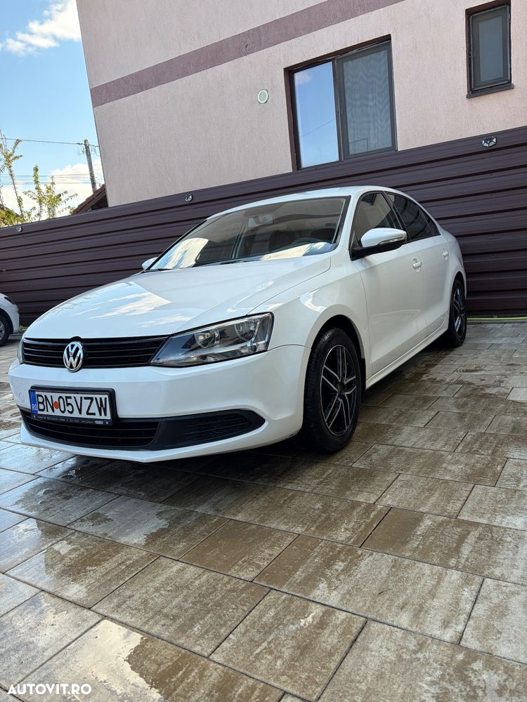Volkswagen Jetta 1.2 TSI Comfortline - 1