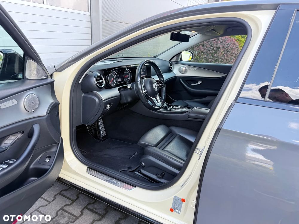 Mercedes-Benz Klasa E 200 d 9G-TRONIC AMG Line - 7