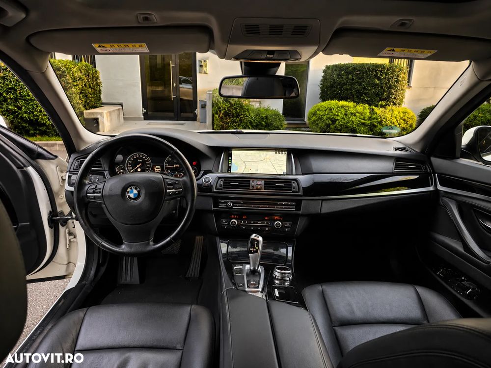 BMW Seria 5 520d Aut. Luxury Line - 15