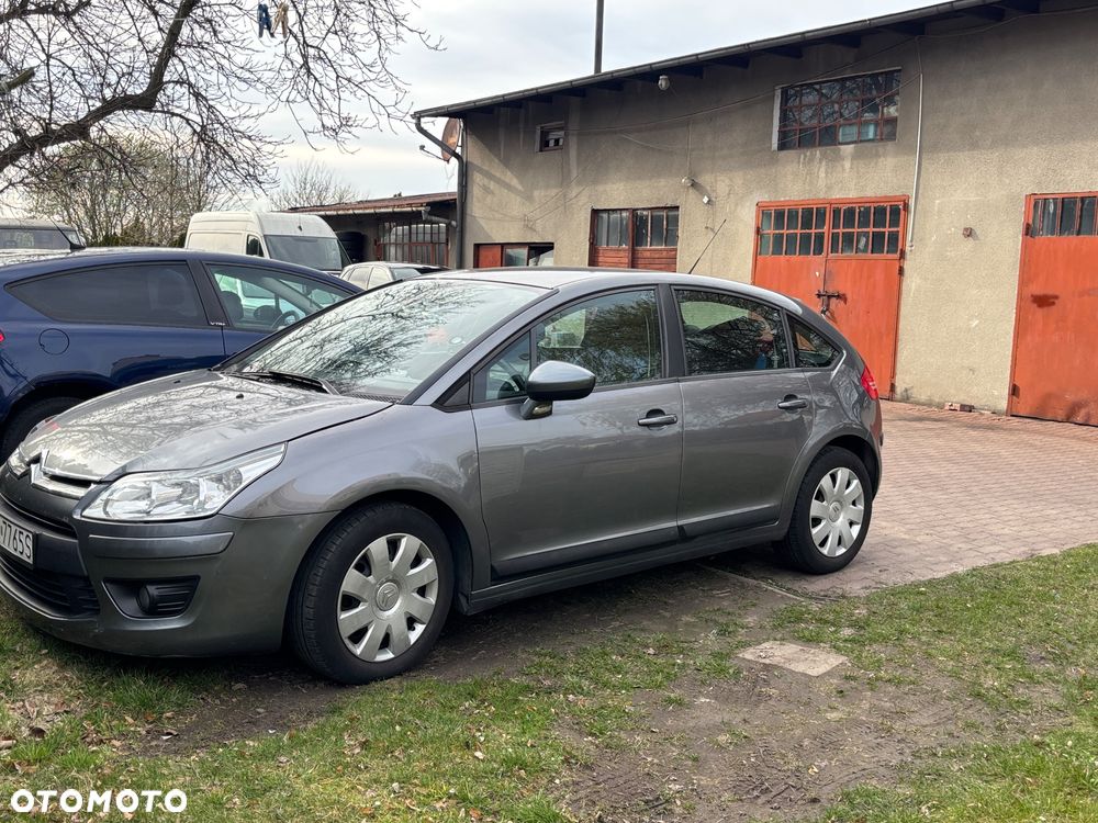 Citroën C4 1.4 16V My Way - 6