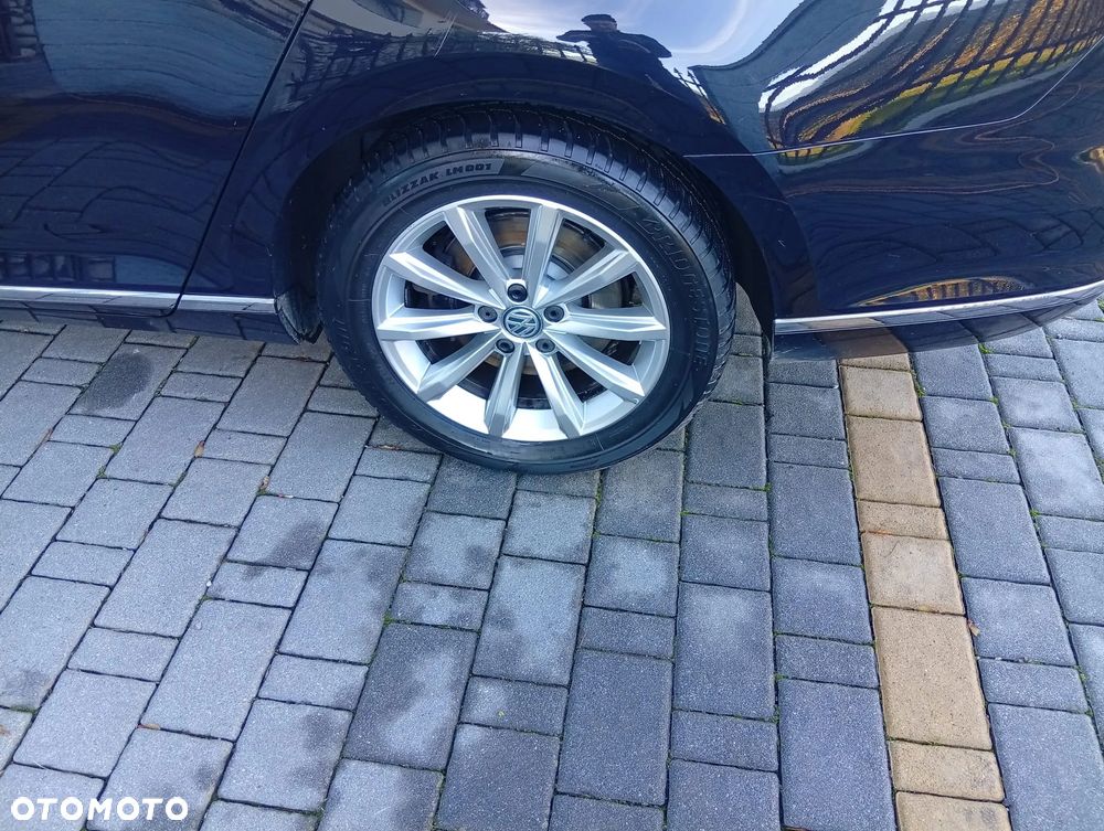 Volkswagen Passat 2.0 TDI 4Mot Elegance DSG - 11