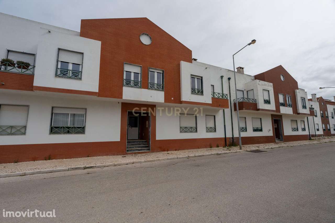 ** Excelente Apartamento T2 - Vista Rio - Centro do Montijo ** - Grande imagem: 2/30